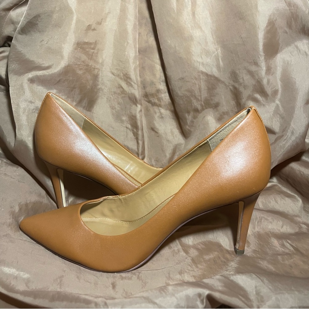 Brown 14th & Union heels, Size 9
